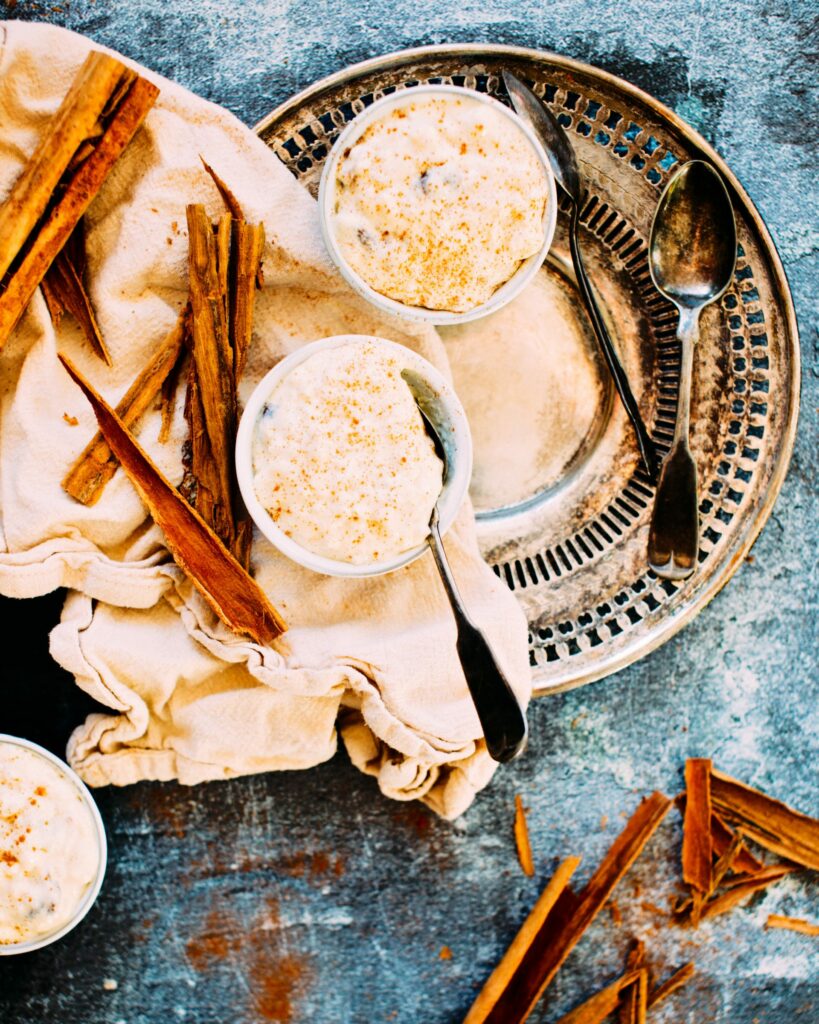 Cinnamon Raisin Rice Pudding Recipe - Foodess