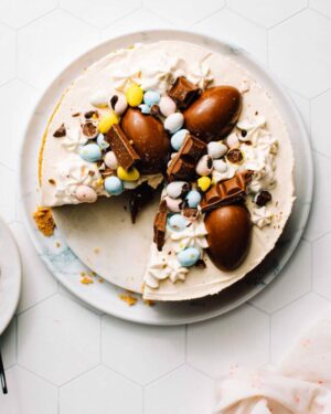 cropped-Easter-Egg-Cheesecake-2.jpg