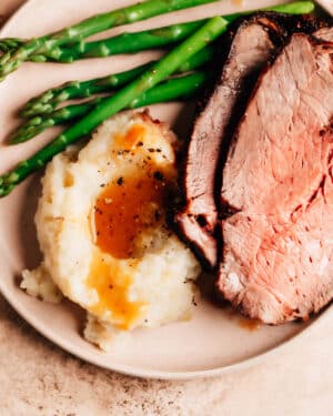 Roast Beef and Mashed Potatoes