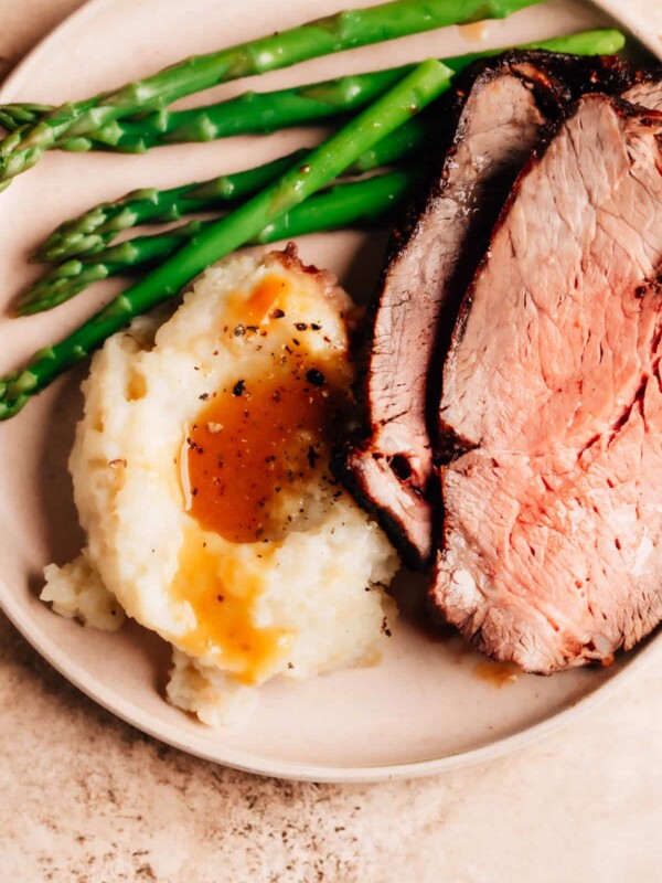 Roast Beef and Mashed Potatoes