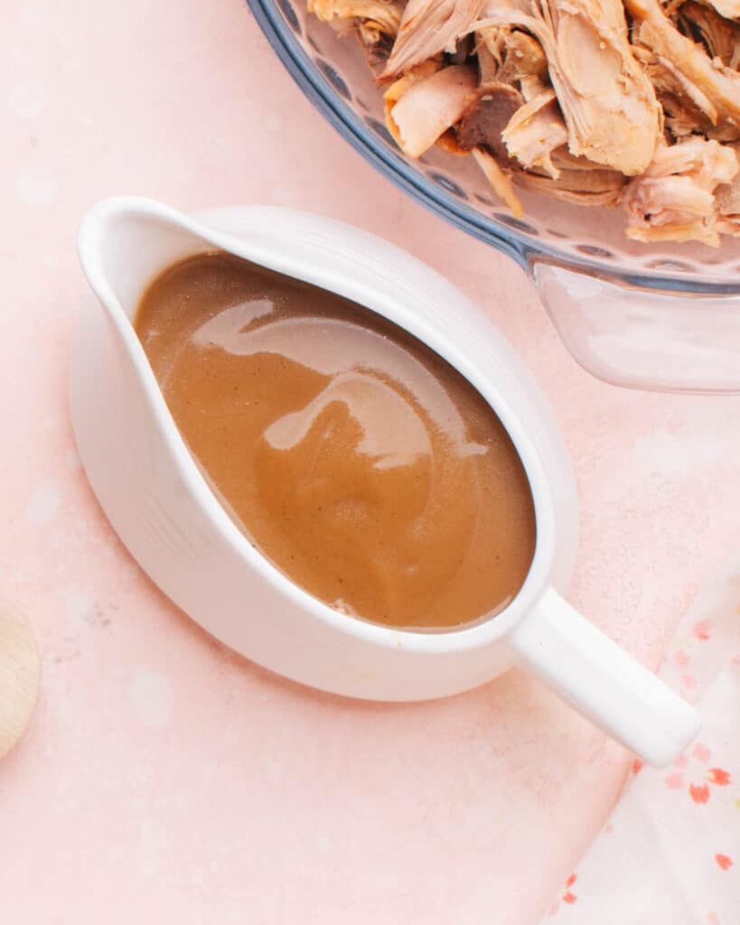 Turkey giblet gravy without drippings in a gravy boat.