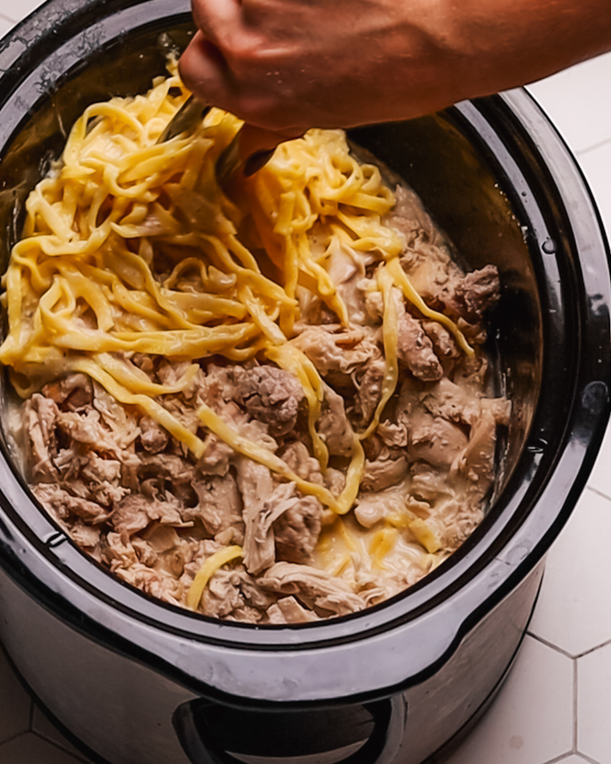 Steps of making Crockpot Chicken Alfredo recipe.