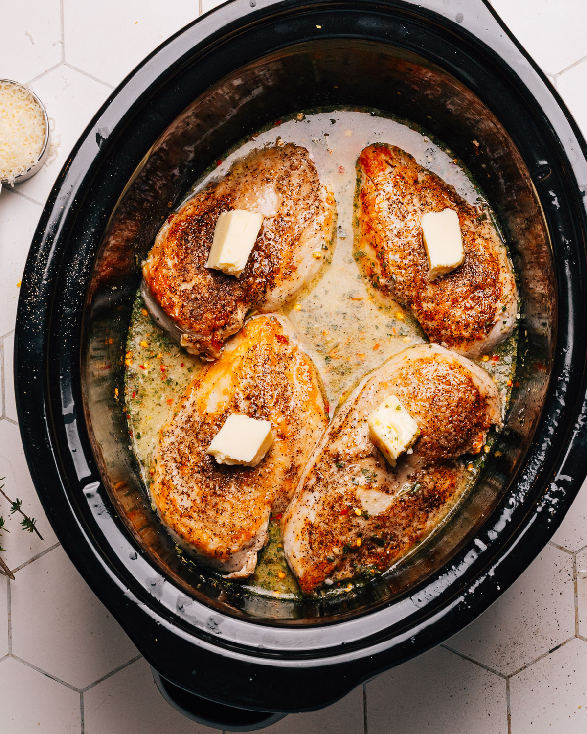 Steps of making Crockpot Lemon Chicken.