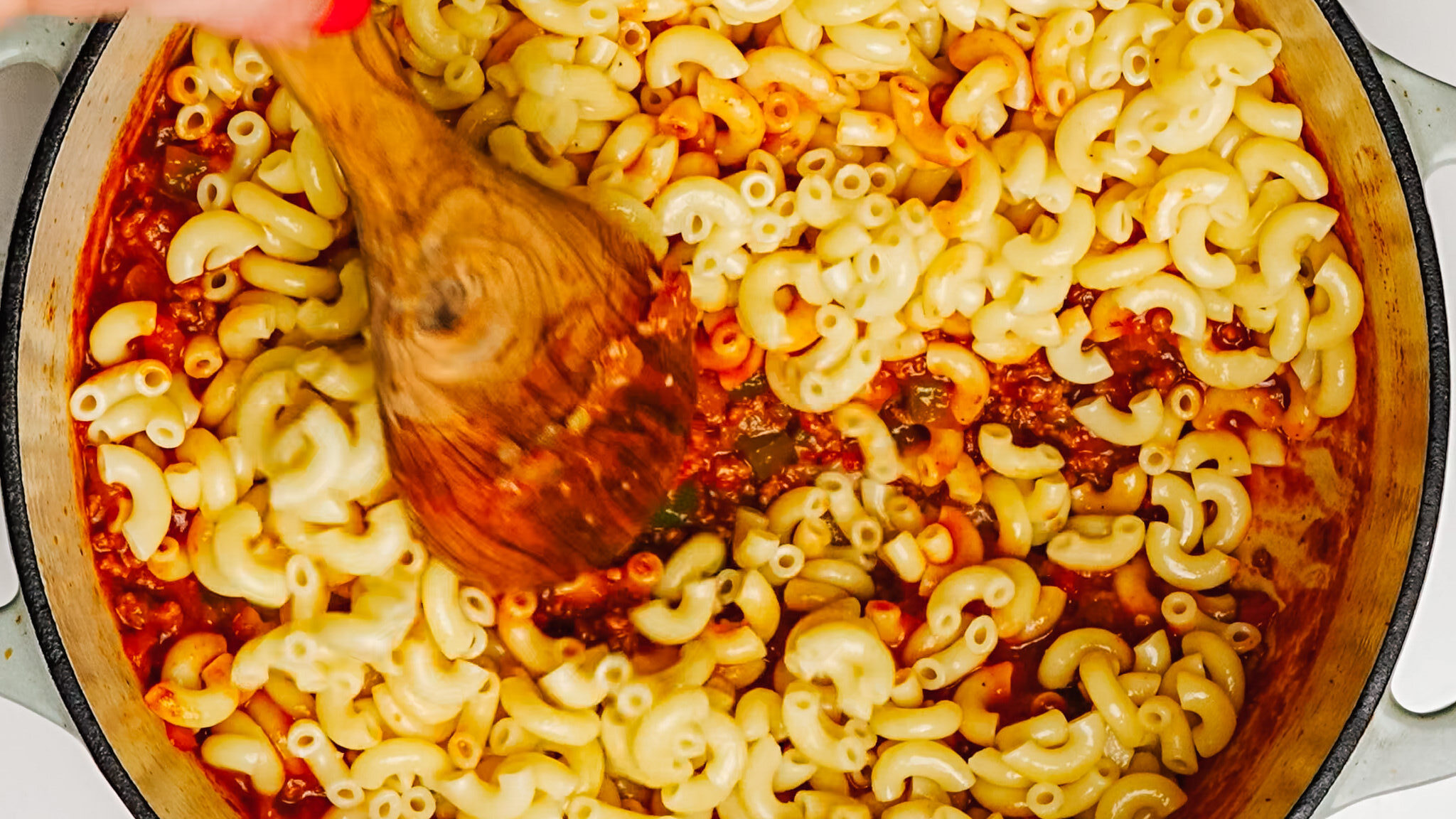 Steps of making American Chop Suey.