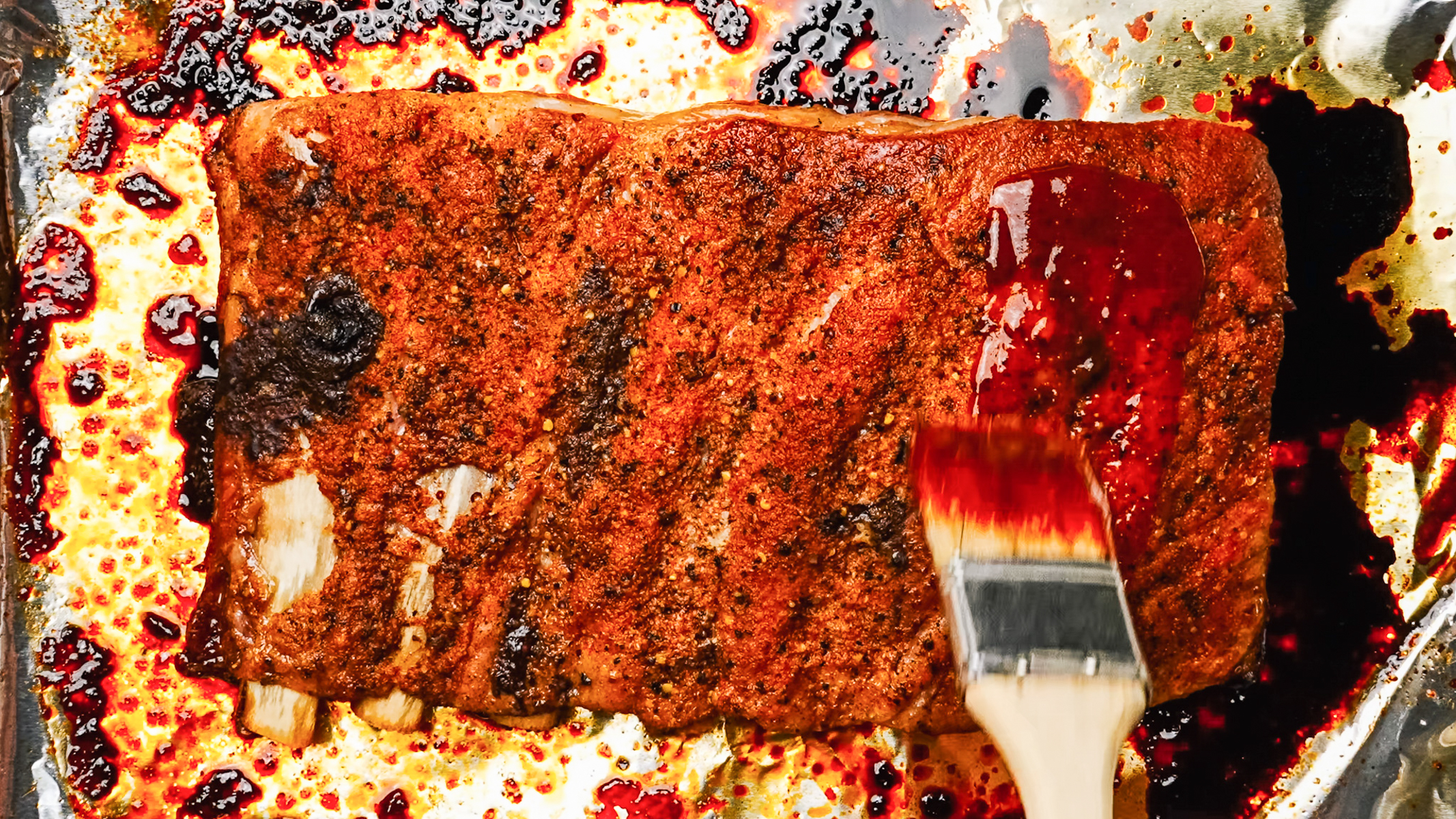 Step-by-step photos showing how to bake spare ribs in the oven.
