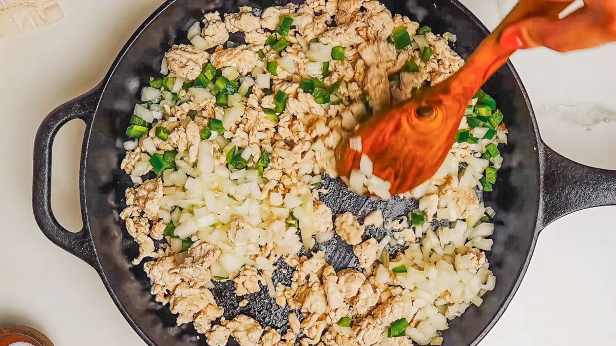 Turkey Chili Crockpot Recipe Steps.