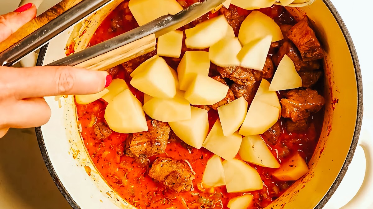 Pork stew recipe steps.
