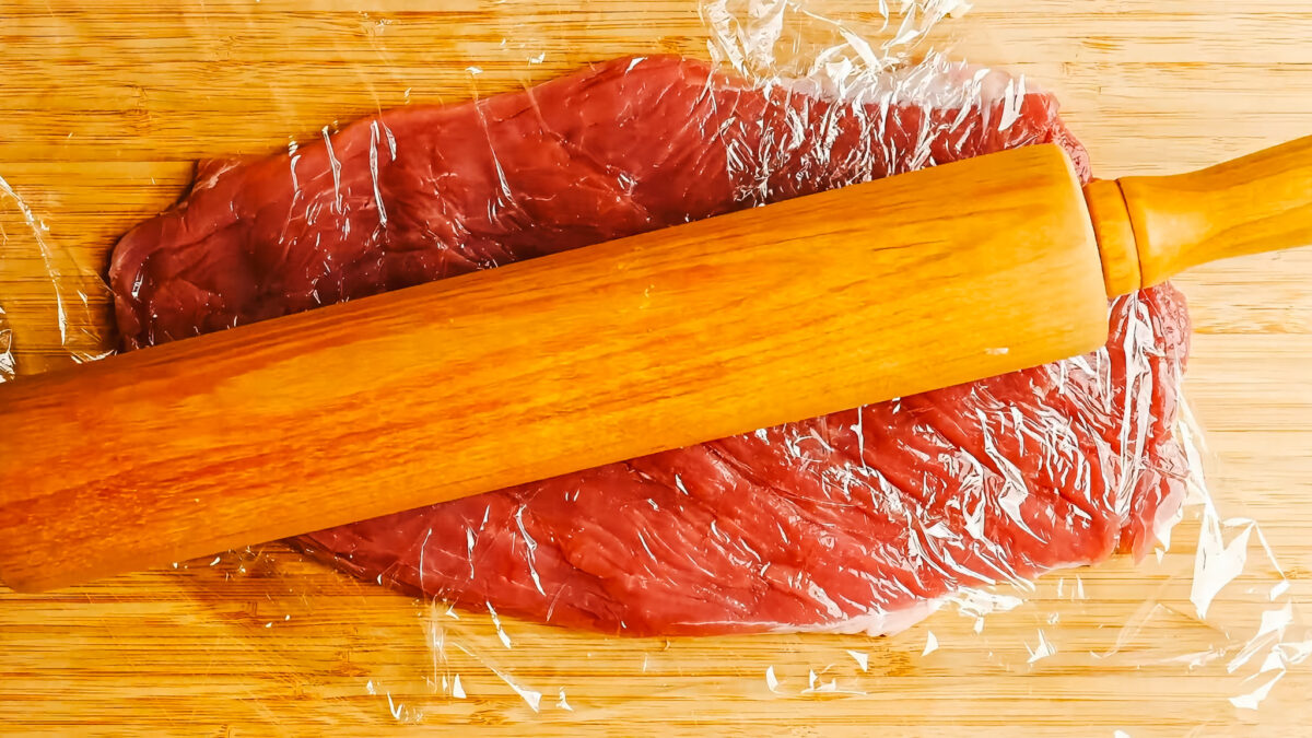 Steps of making stuffed pork tenderloin.