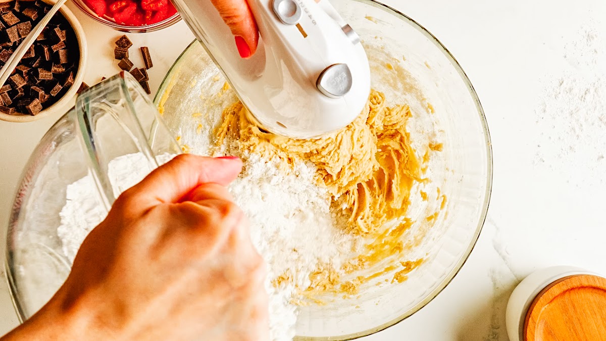 Raspberry cookies recipe steps.