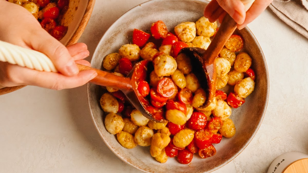 Gnocchi salad recipe steps.