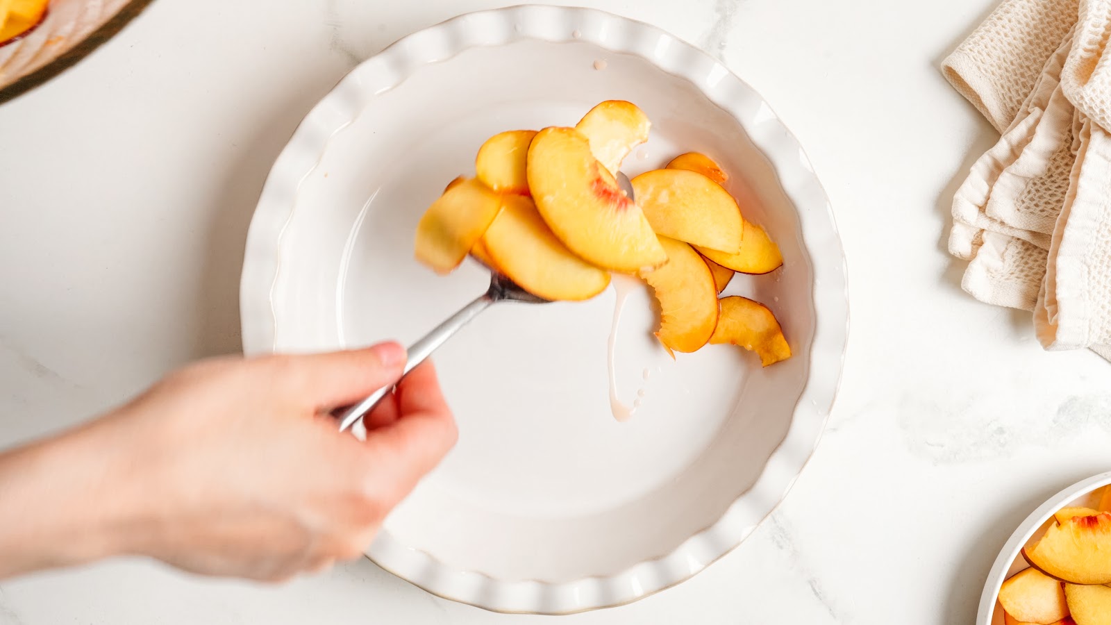 Peach crumble recipe steps.