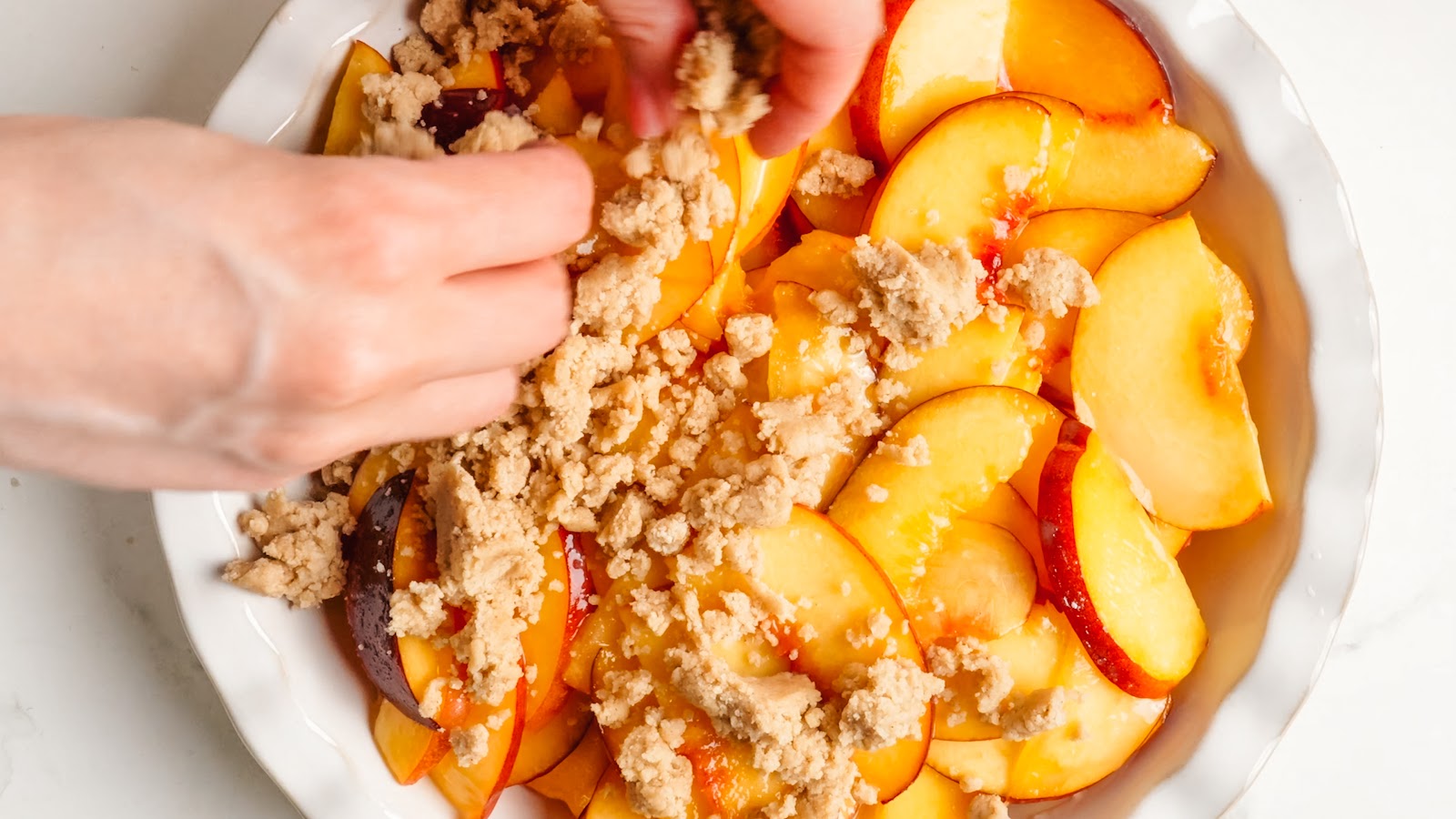 Peach crumble recipe steps.