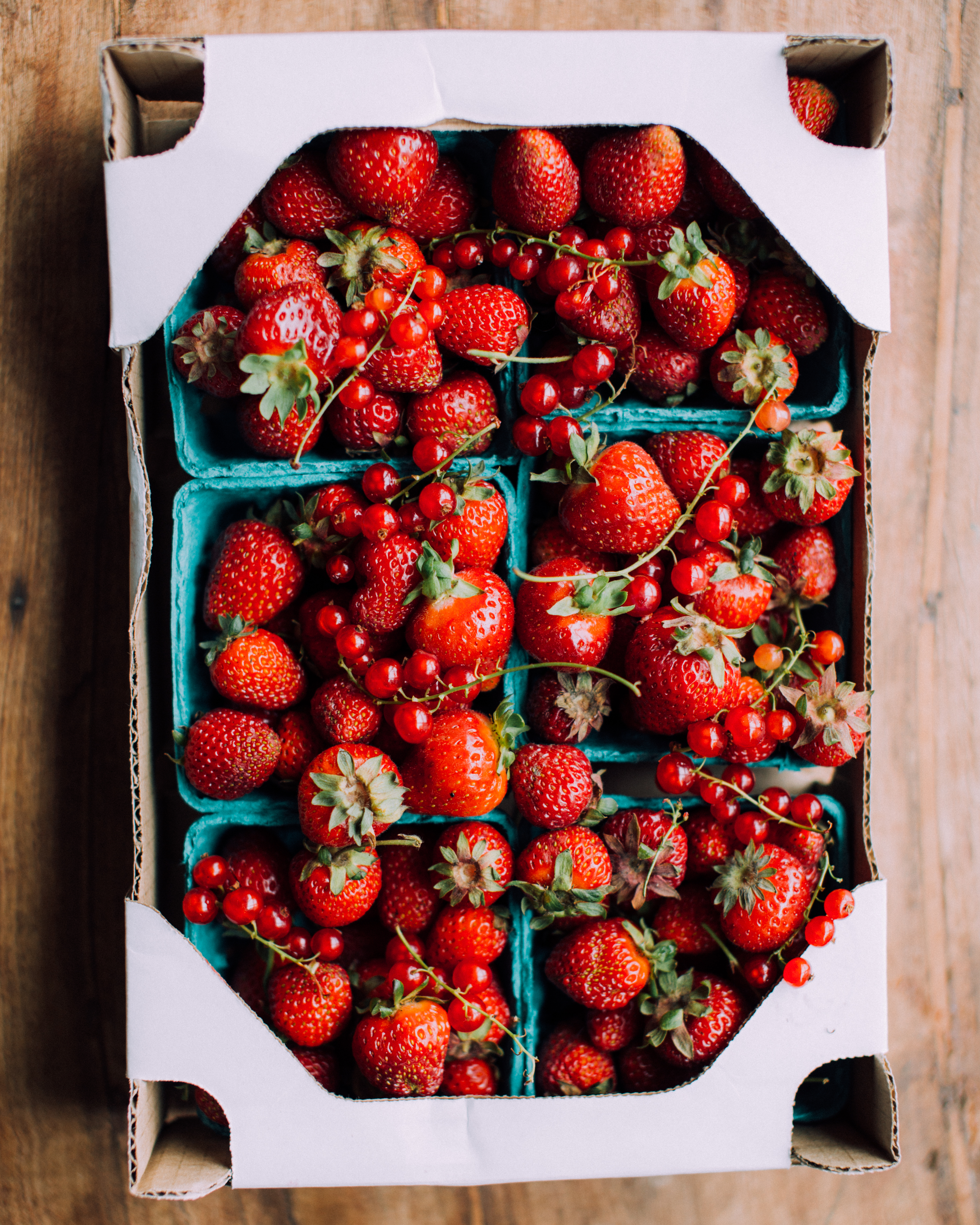 Fresh strawberries for making strawberry cobbler.